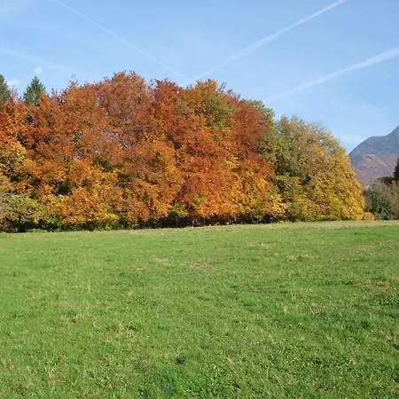 Le Domaine Du Grand Cellier D'hôtes En Savoie