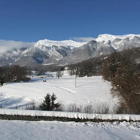 Le Domaine Du Grand Cellier D'hôtes En Savoie